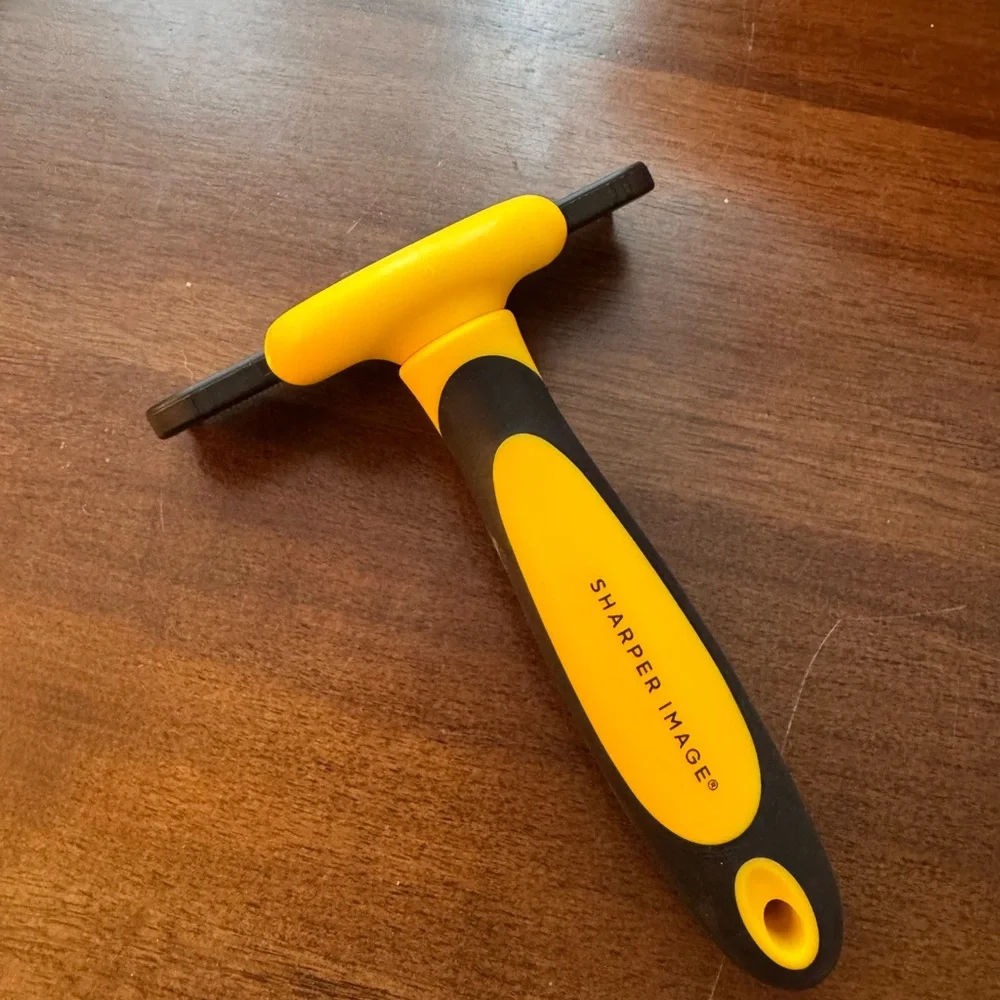 Sharper Image Dog Deshedding Brush